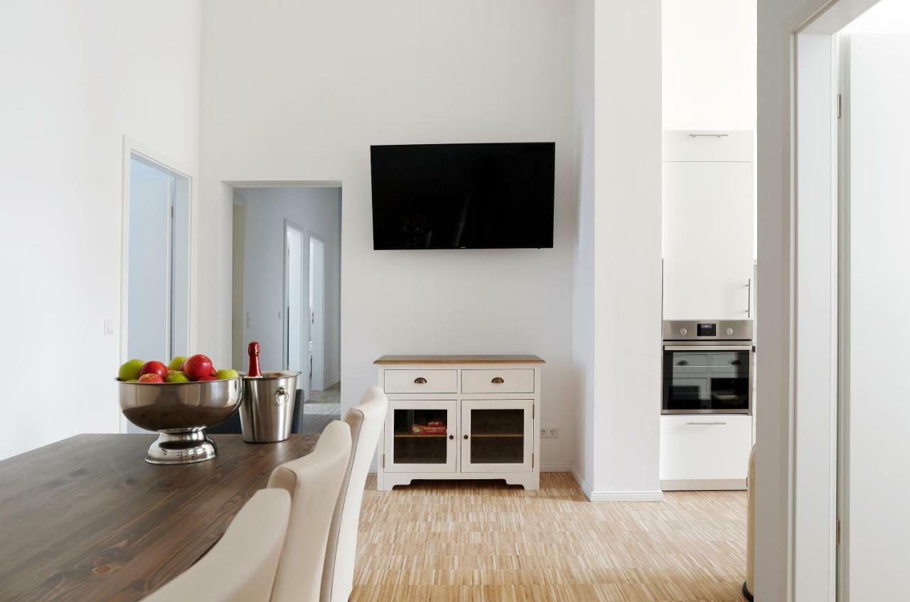 Sc 02 By Rockchair Apartments L Superhost Status L 4 Bedrooms Boxspringbeds 2 Bathrooms Balcony Elevator - Cozy Family & Business Flair Welcomes You! Berlin Exterior photo
